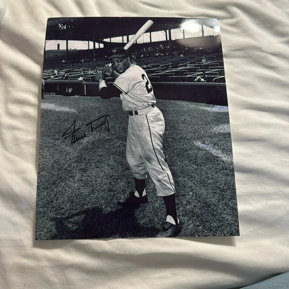 None Other - Willie Mays autographed photo